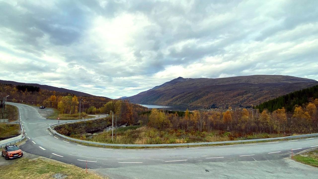 Storfossen Hostel Gratangen Kültér fotó